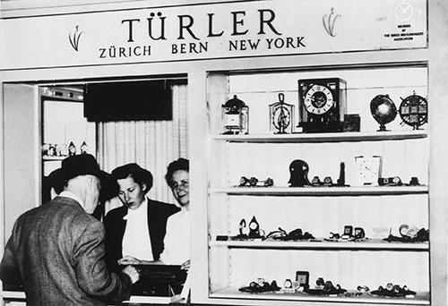 <h4>1951: Franz Arnold Türler eröffnet sein Geschäft im Flughof Zürich Kloten</h4>