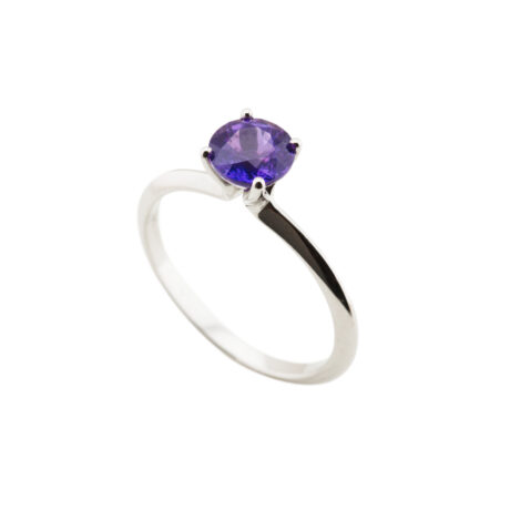 Ring in Platin mit Saphir