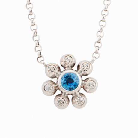 Kette mit Saphir Anhänger