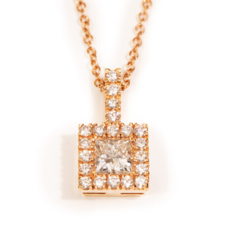 Collier in Rotgold mit Diamant Anhänger