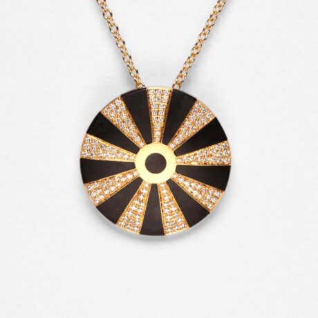 Kette mit Mendini-Anhänger in  Gelbgold mit Lapislazuli schwarz und 135 Brillanten